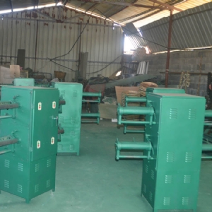 四錠無捻粗紗機(jī)