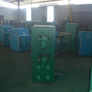 四錠無捻粗紗機(jī)