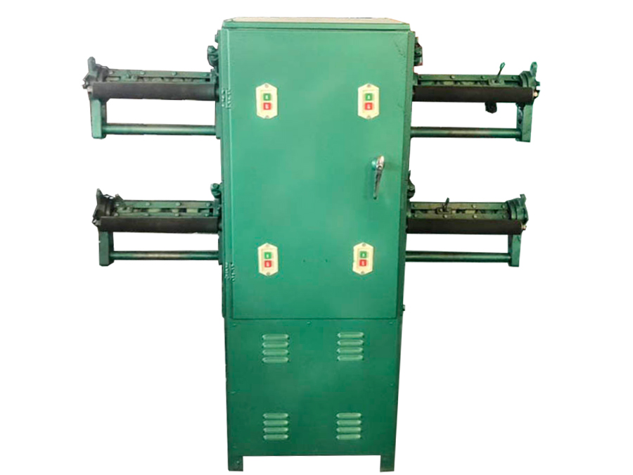 四錠無捻粗紗機(jī)